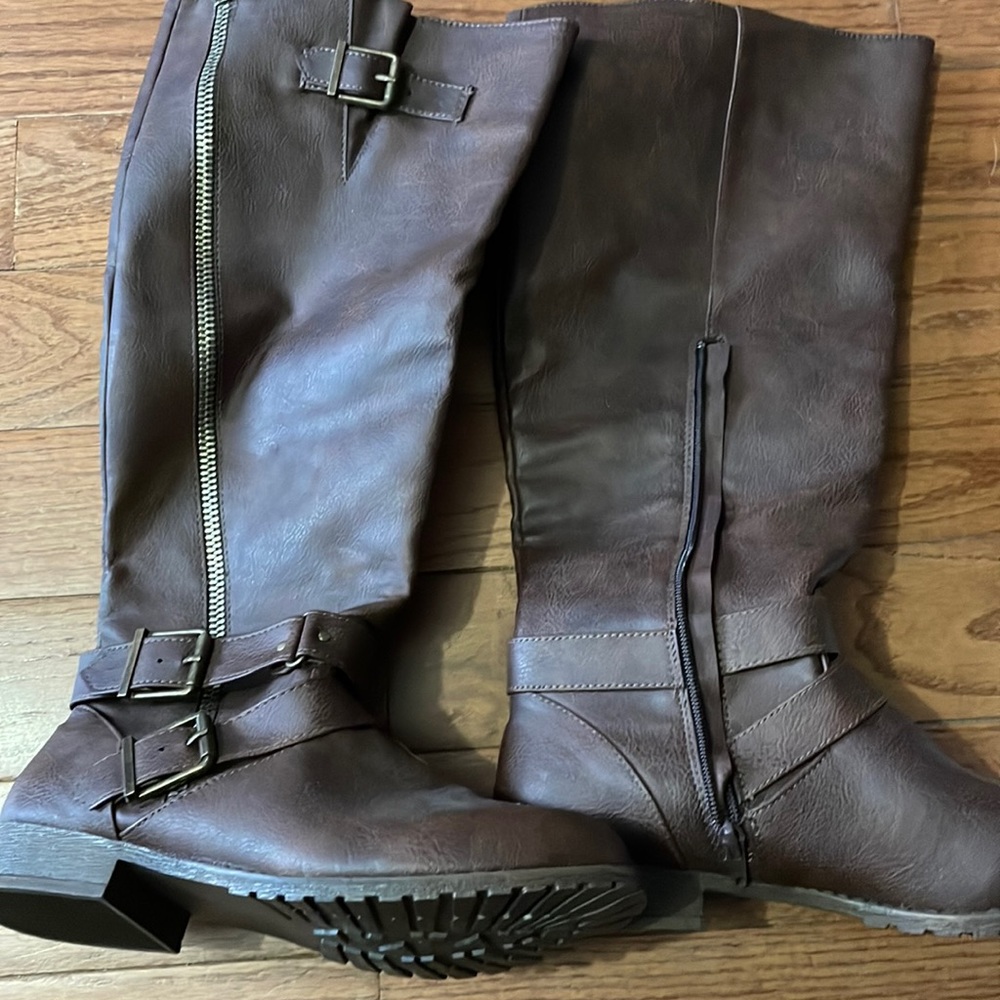 Womens boots